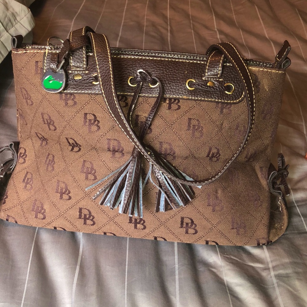 Dooney & Bourke